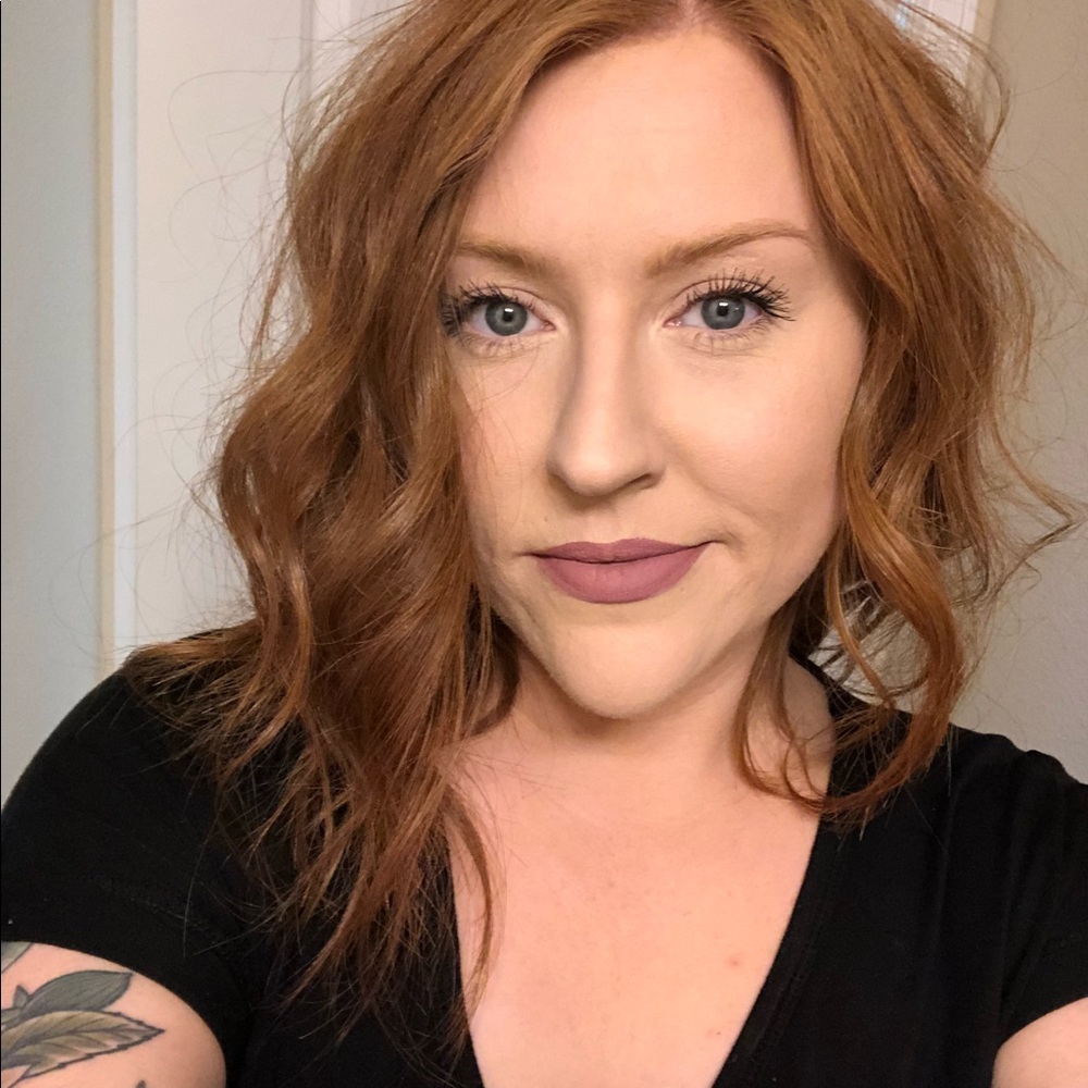 Meet your Posher, Savannah